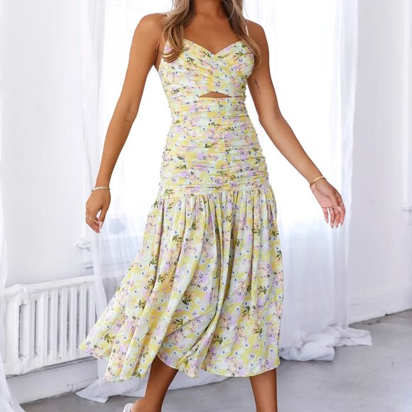 Floral Maxi Dress - Picture 2 of 4